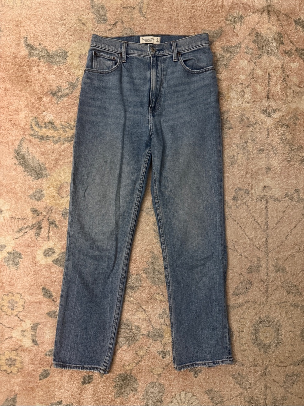 Abercrombie & Fitch Women's Curve Love Ultra High Rise Ankle Straight Jean